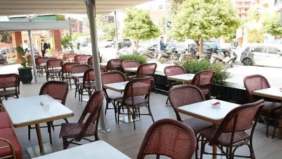 رمضان.. ضغوط متزايدة تفرض نفسها بإلحاح على مهنيي المقاهي والمطاعم بالدار البيضاء