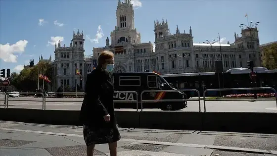 كورونا-اسبانيا:تطبيق حجر صحي كامل على برشلونة و اجبار الساكنة لزوم المنازل