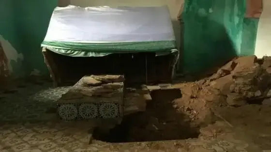 مجهولون يخربون ضريحا للبحث عن الكنوز