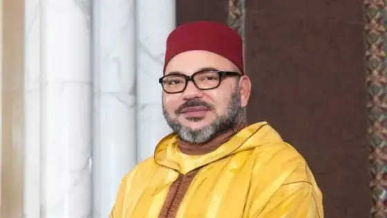 مهاجرة مغربية تستنجد بجلالة الملك