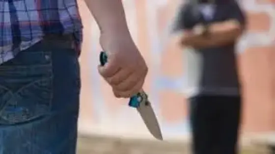 إيقاف شخص يشتبه في تعريضه لسائح أجنبي للسرقة بالعنف بمراكش