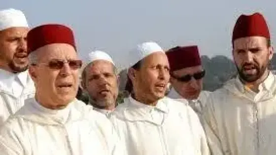 الوزير ” التوفيق ” يوقف 19 إماما بسبب الإنتخابات