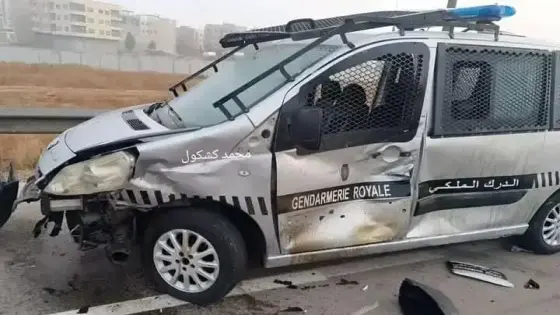 سيارة تقتحم سدا قضائيا للدرك الملكي وتتسبب في خسائر فادحة