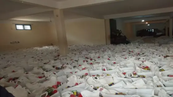 سيدي إفني: انطلاق المرحلة الثانية من عملية توزيع الدعم الغذائي على الأسر المعوزة والمتضررة من حالة الطوارئ الصحية