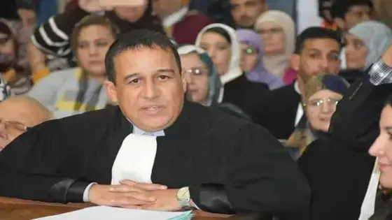 أكادير.. نقيب المُحامين السّابق يتبرّأُ من شراء شهادة الماستر ويُطالب بفتح تحقيق قضائي