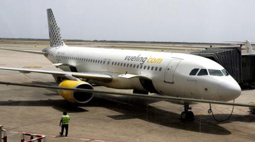 هبوط اضطراري لطائرة متجهة إلى مراكش بمطار مالكا بسبب “دخان” مخيف