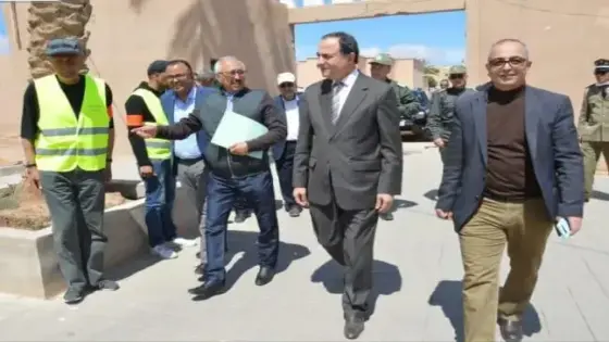 عامل الإقليم يزور نزلاء دار الطالب والطالبة في تزنيت