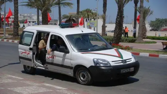 قراءة في الصحف : التحقيق مع أمنيين بتهمة النصب باسم أميرة بالقصر الملكي والداخلية تقف بالمرصاد للمنخبين”الكسالى”.