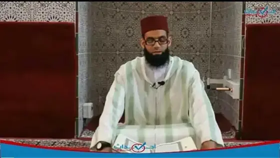 فيديو : هذه هي ” الخطبة ” سبب توقيف إمام بيوكرى