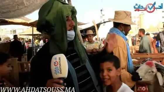 بالفيديو : من رحبة بيع الأغنام أجواء البيع والشراء ووفرة الرؤوس نواحي أكادير