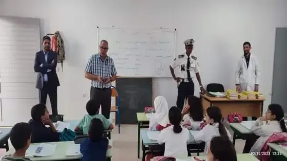ايت ملول : المديرية العامة للأمن الوطني تنفتح على المدارس الابتدائية عبر لقاءات تواصلية حول السلامة الطرقية والأمن المعلوماتي