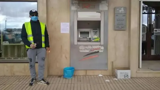 مبادرة جمعوية لتعقيم ” شبابيك بنكية ” بسيدي بيبي