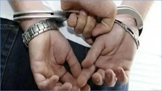 مطار مراكش: توقيف مواطن فرنسي تنفيذا لأمر دولي بإلقاء القبض في قضية تتعلق بالنصب والاحتيال