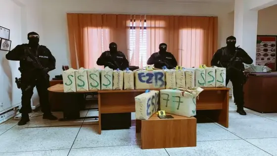 مراكش : حجز 380 كيلوغرام من مخدر الحشيش بعد عملية أمنية مشتركة