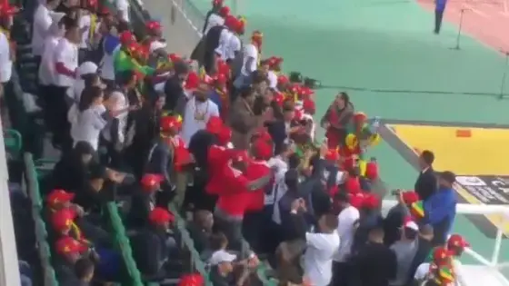 الأجهزة الأمنية تتبع خطوات الجماهير بملعب أدرار في أكادير