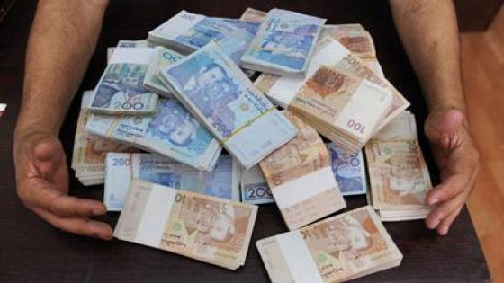 مسؤول بنكي إستولى على 200 مليون ويختفي عن الأنظار