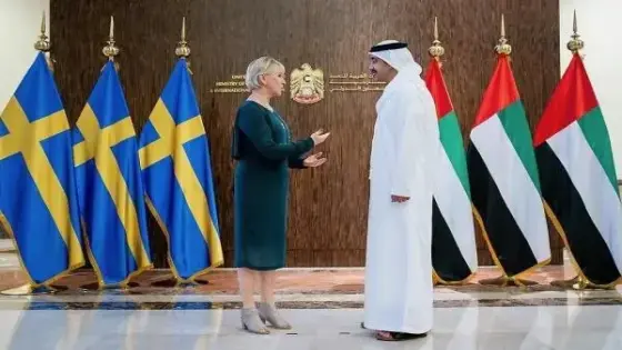 بعد إحراق نسخا من القرآن الإمارات تستدعي سفير السويد بأبوظبي