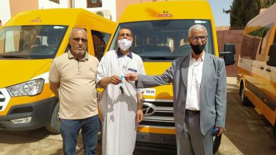 ” بوليد ” يسلم سيارات لتعزيز أسطول النقل المدرسي بإمي مقورن