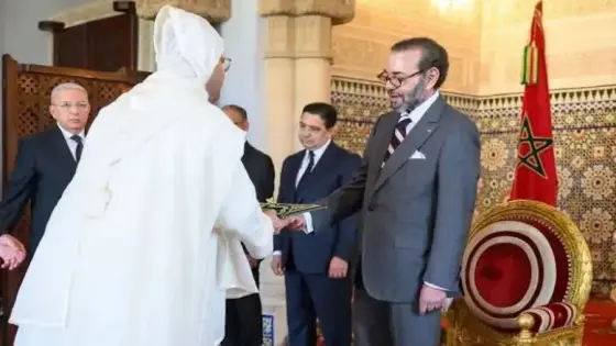 جلالة الملك يستقبل عدداً من السفراء المغاربة الجدد المعتمدين بهذه البلدان
