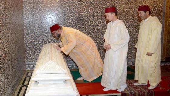 أمير المؤمنين يترأس حفلا دينياً بمناسبة الذكرى الخامسة والعشرون لوفاة الملك الحسن الثاني
