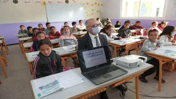 شكيب بنموسى يزور عددا من المؤسسات التعليمية 