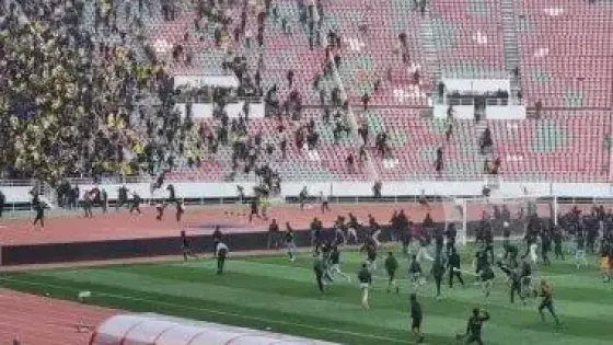 بلاغ مديرية الأمن يكشف تفاصيل أحداث شغب ملعب مولاي عبد الله بالرباط