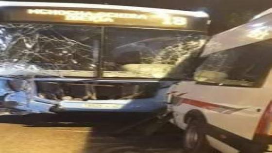 وفاة شخص في اصطدام حافلتين لنقل العمال وشاحنة بطنجة