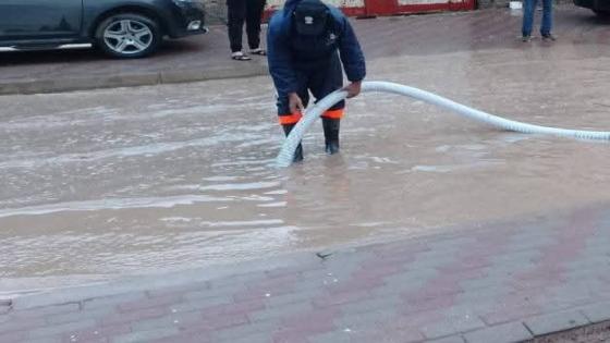 أيت ملول.. تساقطات مطرية خفيفة تعري هشاشة البنية التحتية وتضع المجلس الجماعي في مرمى الانتقادات