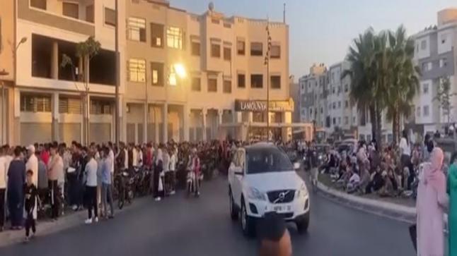افتتاح مخبزة يثير الفوضى المرورية بحي تيكيوين: تساؤلات حول ظروف الترخيص