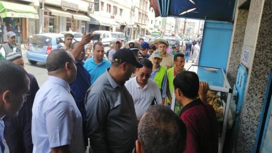الدشيرة : قائدي المقاطعين يباشران عمليات تحرير الملك العمومي
