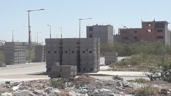لفتيت ينهي العمل بالرخص الإستثنائية في التعمير ويضع حدا لفوضى تفويت أراضي الدولة للمنعشين العقاريين