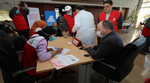 أكادير : حملة للتبرع بالدم لتعزيز المخزون على مستوى المركز الجهوي لتحاقن الدم لجهة سوس ماسة