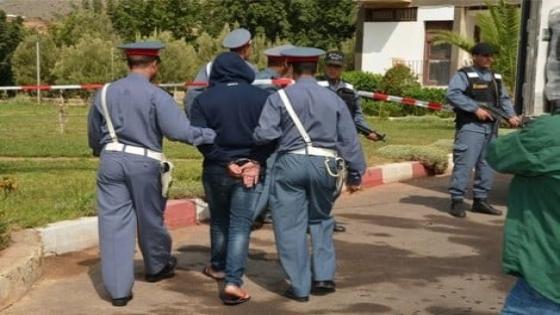 تدخل سريع للدرك بتامري شمال أكادير: توقيف 6 مشتبهين في سرقة سياح أجانب بشاطئ تيكرت