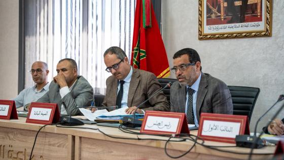 مجلس القليعة يعقد دورة ماي ويصادق بالإجماع على قرارات استراتيجية تهم الأمن والتنمية وقضايا الشباب