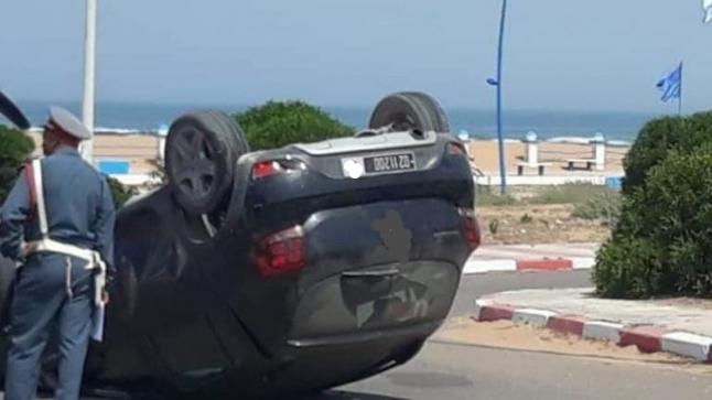 نجاة زوجة الوزير الخلفي من حادثة سير خطيرة بسيارة الدولة
