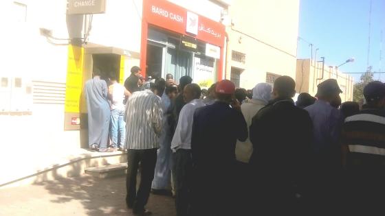الاكتضاض يخيم على مصلحة البريد بنك بأولاد تايمة مع انطلاق برنامج تيسير