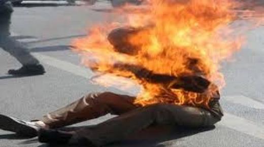 أكادير .. شاب يضرم النار في جسده أمام المارة