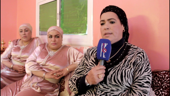 العونية “رشيدة” تحكي لأحداث سوس قصة أغنية “زيد الملك زيد زيد” -فيديو-