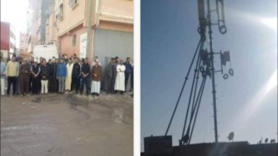 ”الريزو” تُخرج ساكنة عين البحراني القليعة للاحتجاج، والسلطات مطالبة بالتدخل لانقاذ صحتهم من الهلاك .