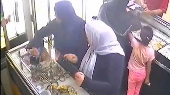 ابتدائية انزكان تنطق بالحكم في قضية السيدات المتورطات في سرقة محل المجوهرات