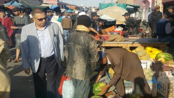” خلوق ” يزور أسواقا يومية باشتوكة