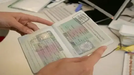 أكادير: الأمن يوقف وسيط فيزا وهمي بعد نصب على ضحايا يسعون للهجرة إلى فرنسا.. تحقيق معمق لكشف الشبكات