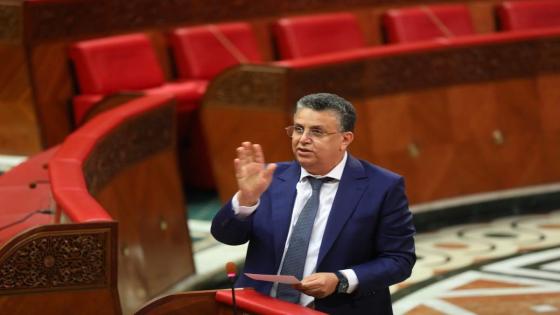 “تحديات التعليم في ظل تصاعد التوترات الحكومية”
