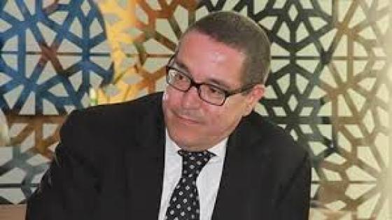 هل يطبق الوالي حجي القانون … و يهدم واجهة مطعم يحتل الملك العمومي بمباركة المنتخبيين بأكادير
