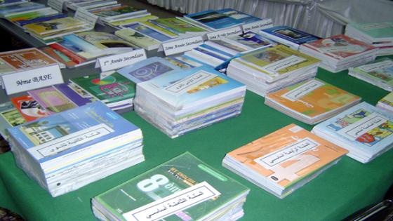 الكتبيون يترقبون تحرك مبيعات المقررات الحديث عن”ضبابية” تحجب ملامح الدخول المدرسي الدراسية