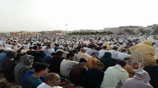 ضعف الصوت بمصلى السعادة بإنزكان يُربك صفوف المصلين في صلاة العيد