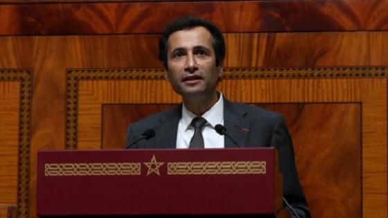 Le ministre de l'Économie et des finances, Mohamed Benchaâboun, présente, lundi (22/10/18), le projet de loi de finances 2019 devant le Parlement, lors d'une séance présidée par MM. Habib El Malki et Hakim Benchamach, respectivement présidents de la Chambre des représentants et de la Chambre des conseillers.