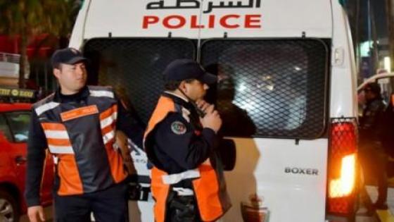 شرطي يستخدم سلاحه الوظيفي لتوقيف شخصين عرضا أمن الاشخاص للخطر