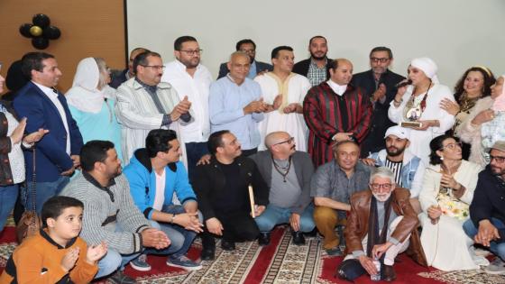 جمعية محترف أنازور بإنزكان تنظم ليلة السمر السينمائي وتكرم الفنانة خديجة سكرين
